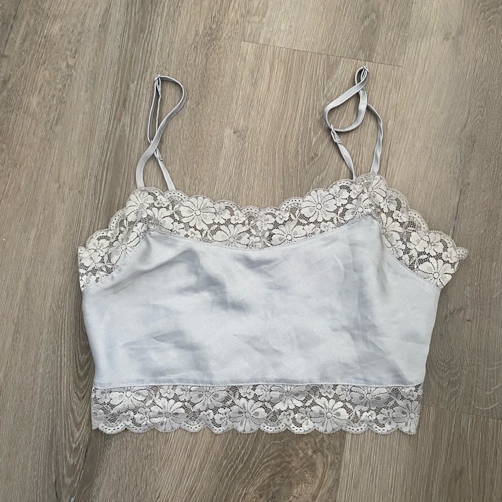 Brandy melville crop top
